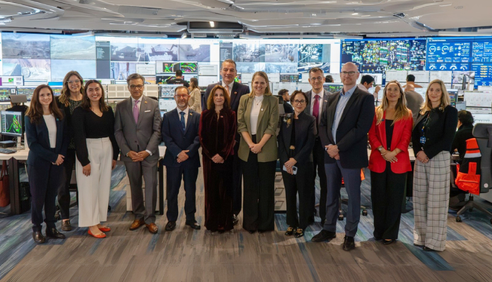 Canadian business leader meets with four ministers on first visit to Chile
