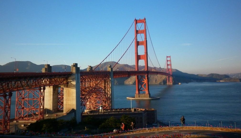 About InvestChile Background