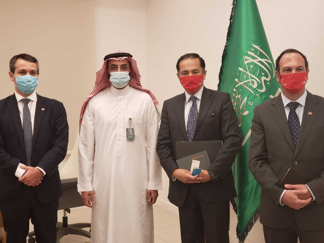 InvestChile Director meets with officials and sovereign wealth funds in Saudi Arabia to promote investment