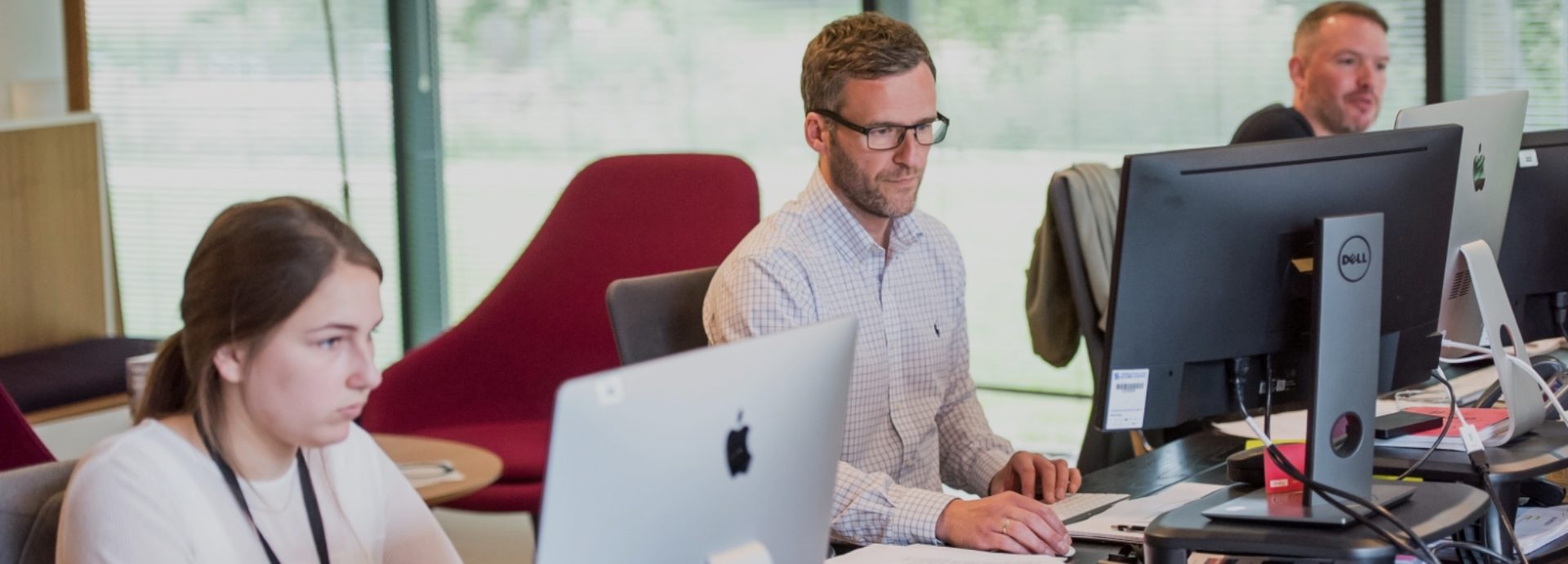 hero-business-services